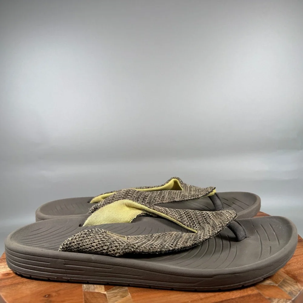 Hey Dude Milo Mens Brown Tan Knit Mesh Flip Flop Sandals Size 12 EUR 45